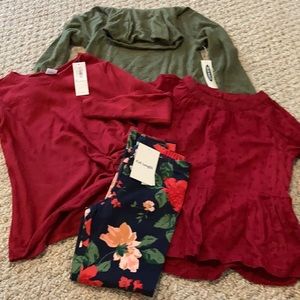 Old Navy 4T/5T Holiday Set